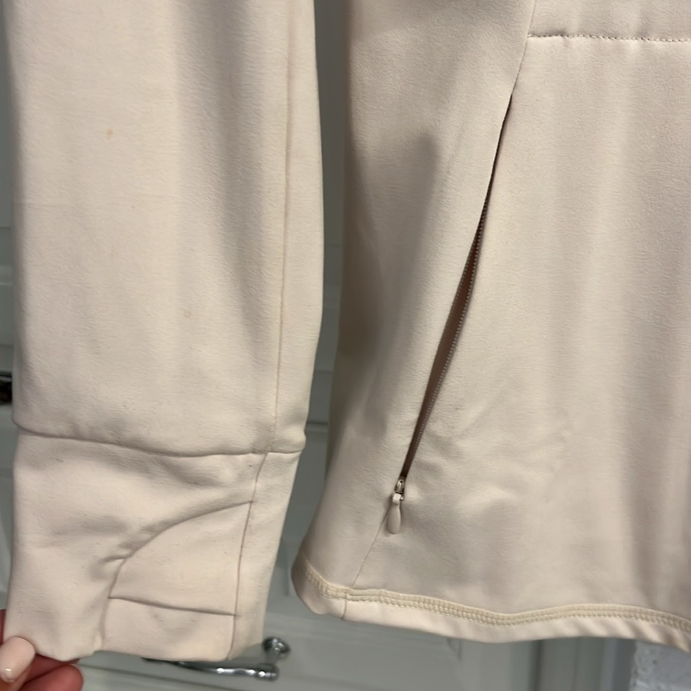 Fabletics jacket - Picture 2 of 5